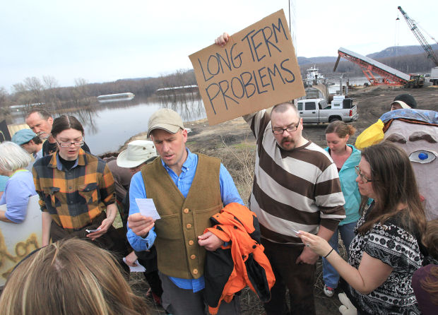 Frac Protest
